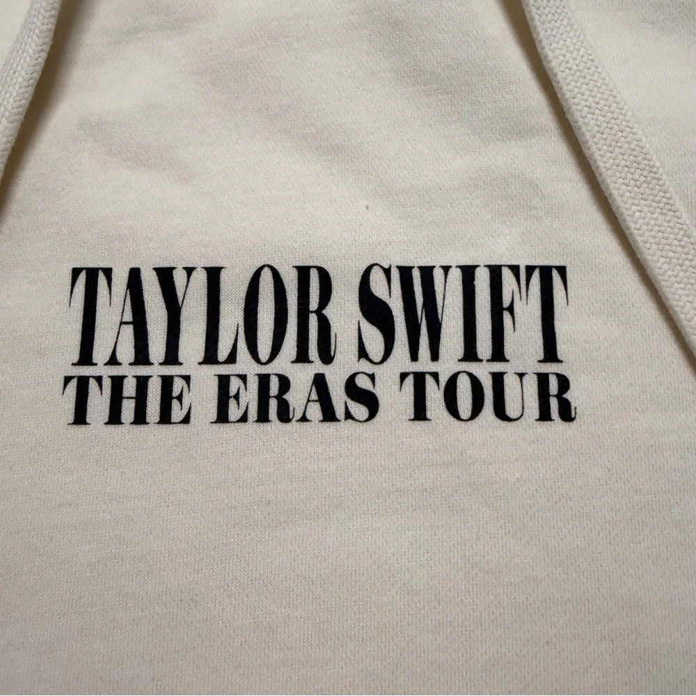 Taylor Swift 2023 The Eras Tour Concert Official Cream Hoodie Merch Sweatshirt L - Picture 6 of 12